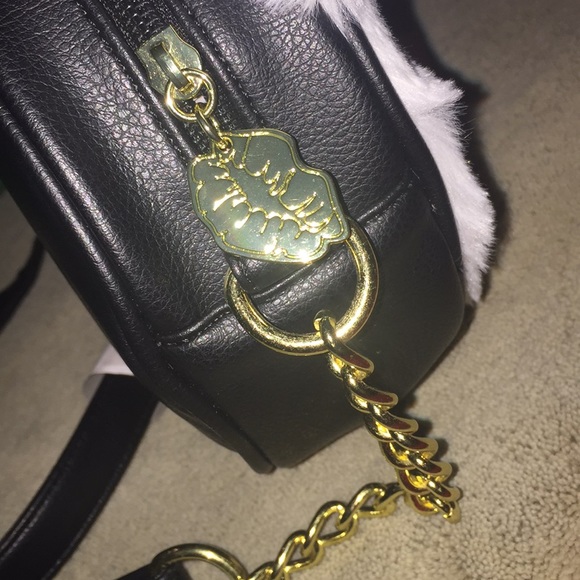 Betsey Johnson crossbody bag - Picture 5 of 5